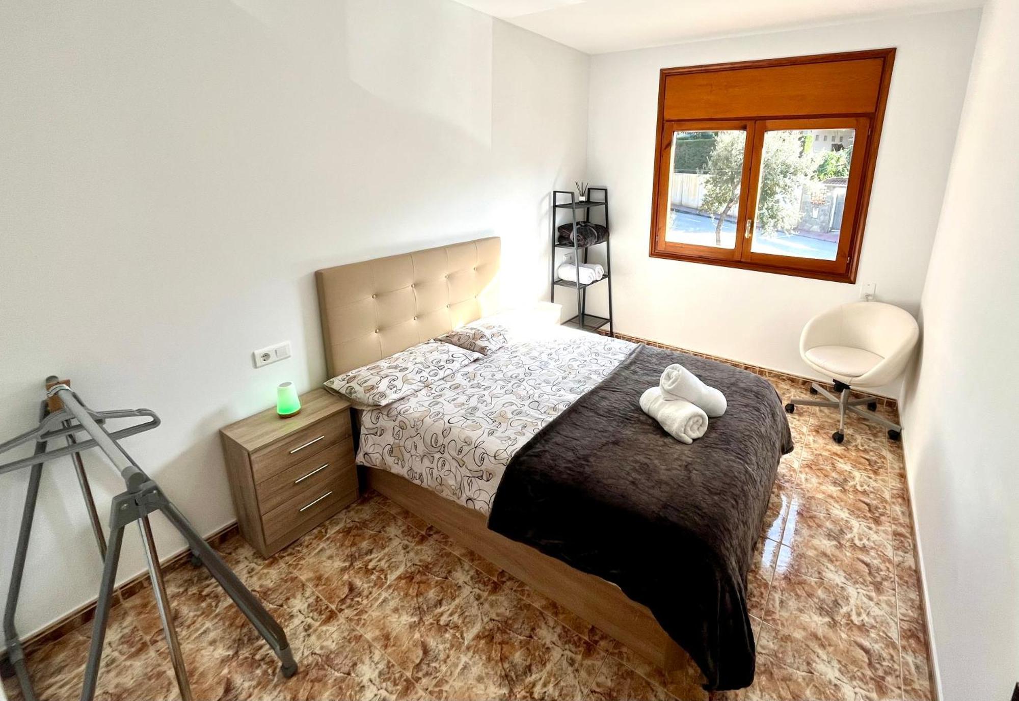 Amplio Apartamento, 5 Camas Sant Esteve Sesrovires Exterior foto